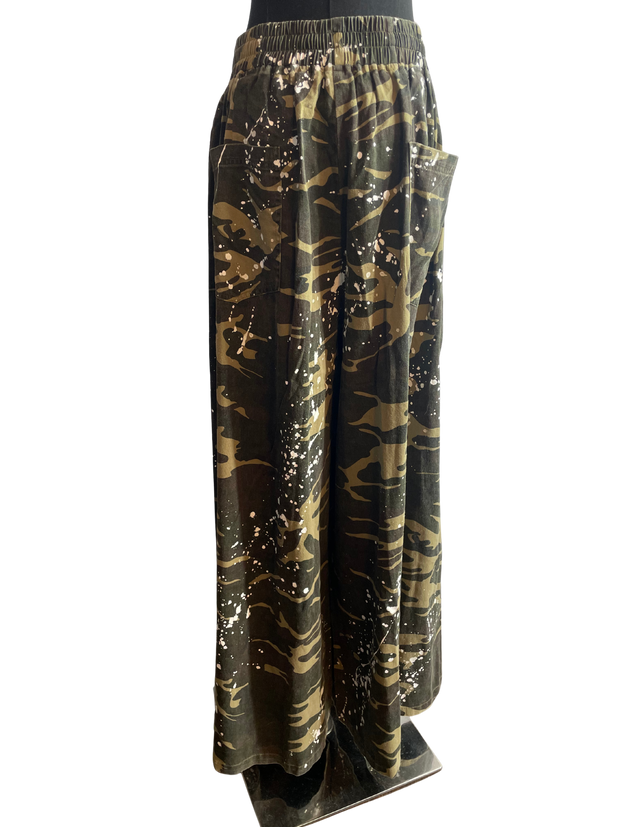 Wide Leg Camo Pant